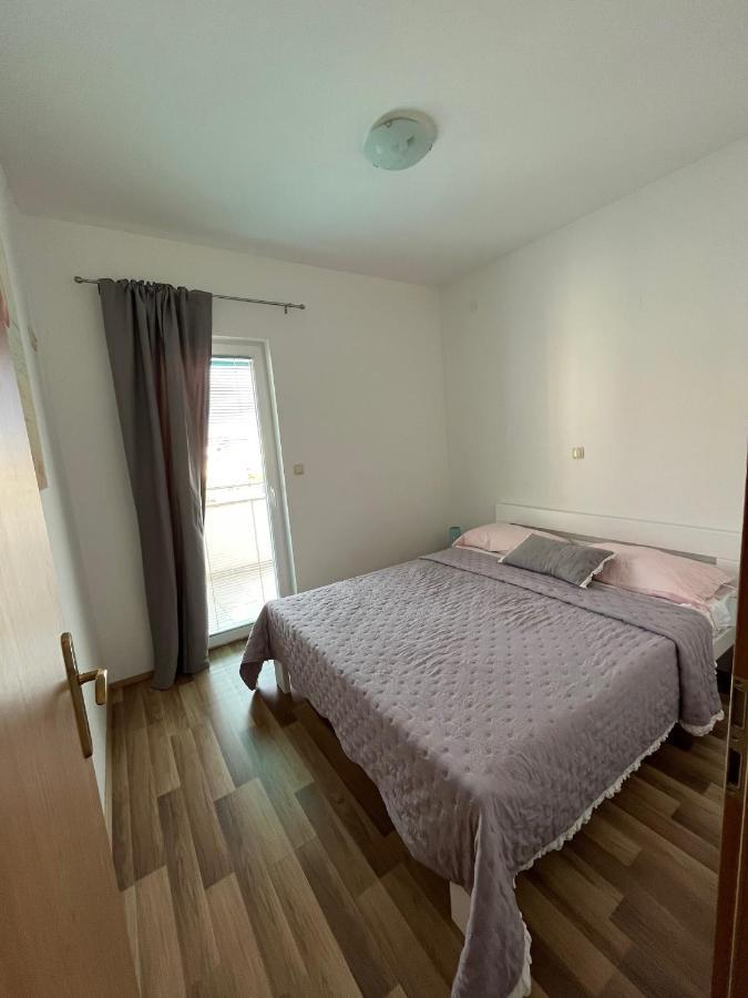 Apartments Mia Mara Brodarica  Luaran gambar