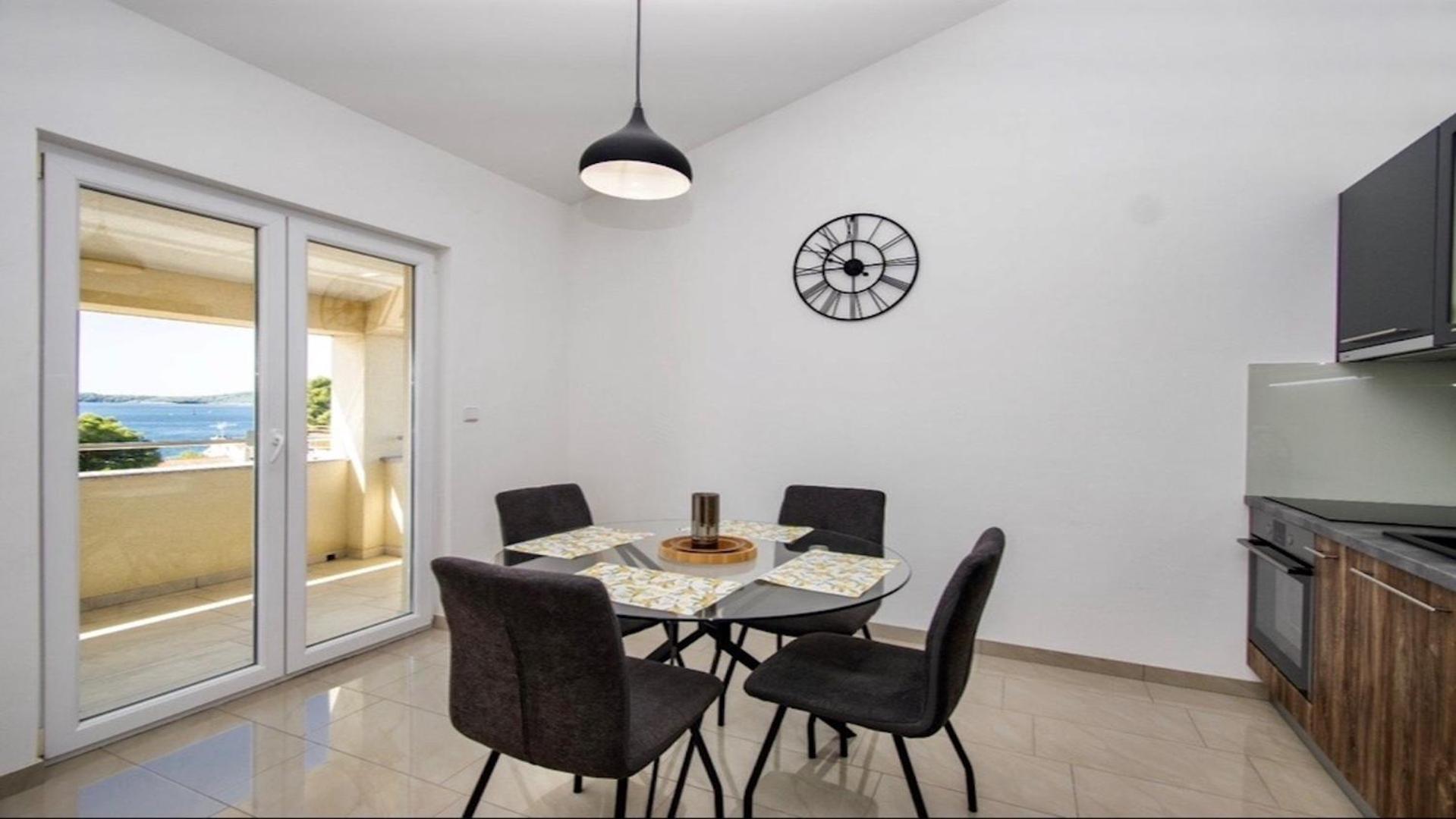 Apartments Mia Mara Brodarica  Luaran gambar