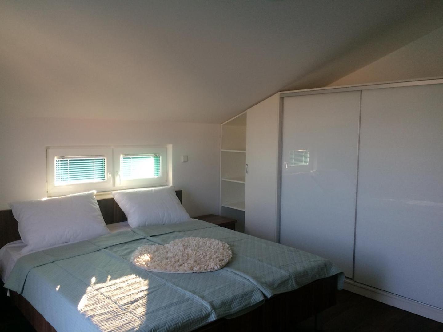Apartments Mia Mara Brodarica  Bilik gambar